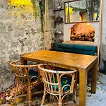 Alaca Butik Alacati