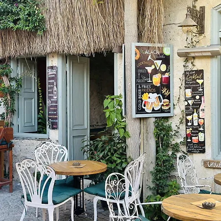 Alaca Butik 酒店 *